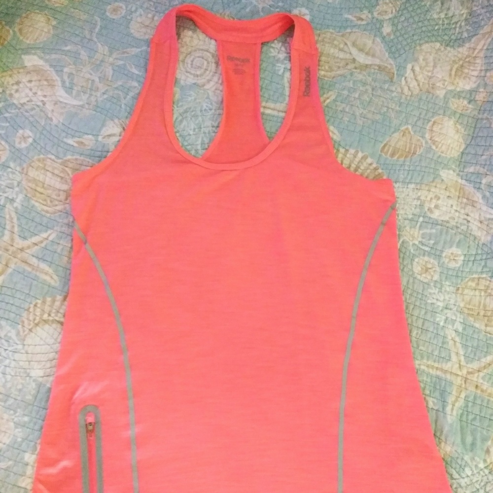 💪 Reebok Workout Tank Top